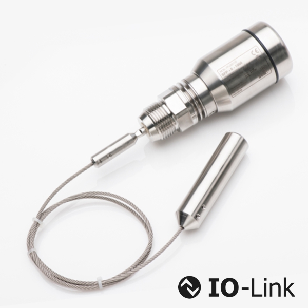 SFP-S TDR-fill-level measuring unit with IO-link technology